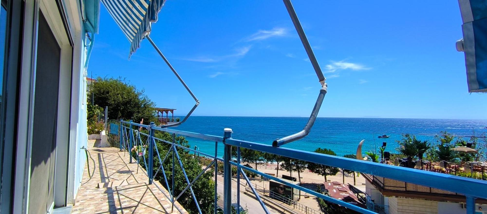 Natasha Rooms Himare Exterior photo