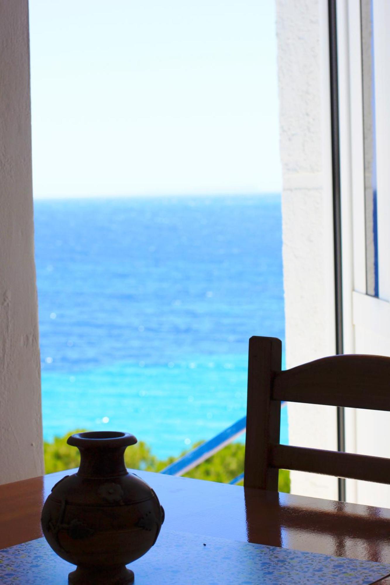Natasha Rooms Himare Exterior photo