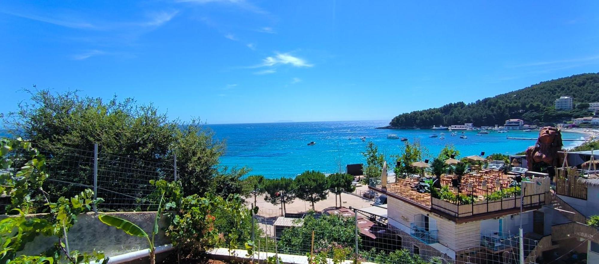 Natasha Rooms Himare Exterior photo